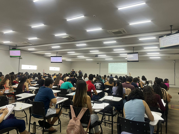Secretaria Municipal de Juventude realizou primeiro aulão preparatório para o Enem 2025 em parceria com o UniFacema