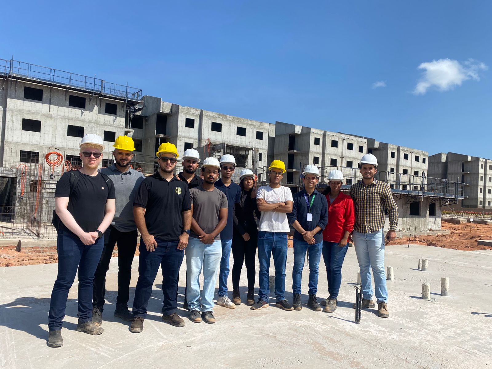 Acadêmicos de Engenharia Civil do UniFacema realizam Visita Técnica às obras do Residencial Talmir Rosa 02 e 03