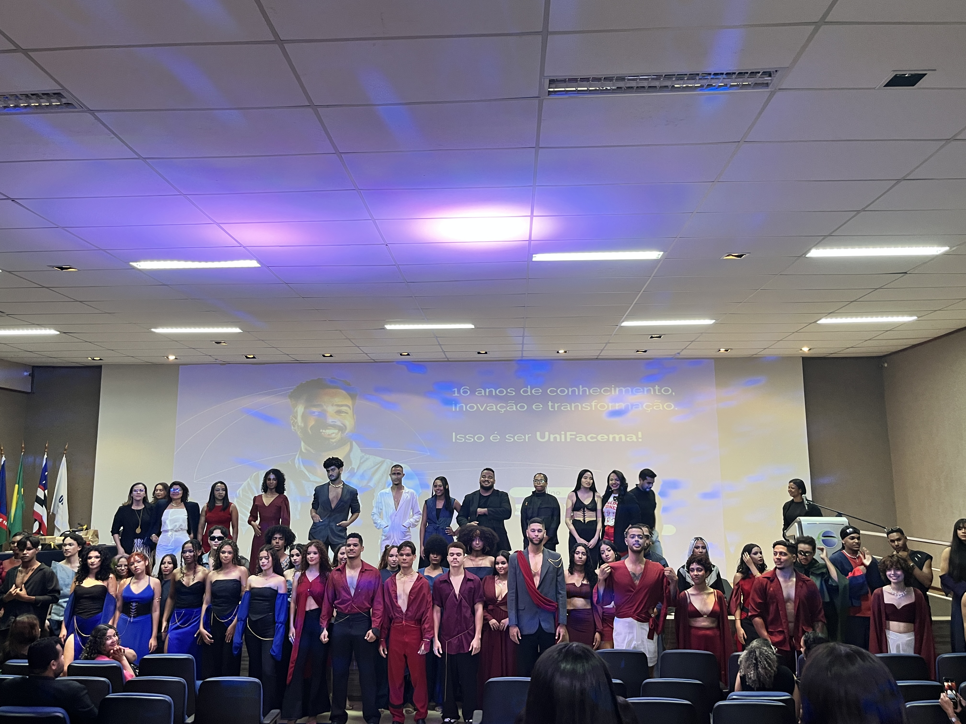 7º Desfile de Design de Moda do UniFacema destaca criatividade, pesquisa e inovação dos acadêmicos