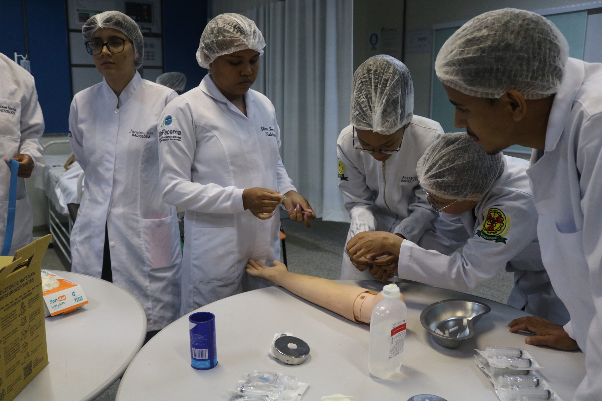 UniFacema Campus Caxias promove minicurso sobre segurança técnica em radiologia e aprimora formação prática dos acadêmicos