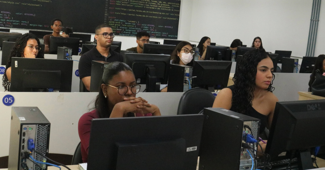 UniFacema Campus Caxias promove oficina sobre metodologia de dados e produção de artigos científicos na área da saúde