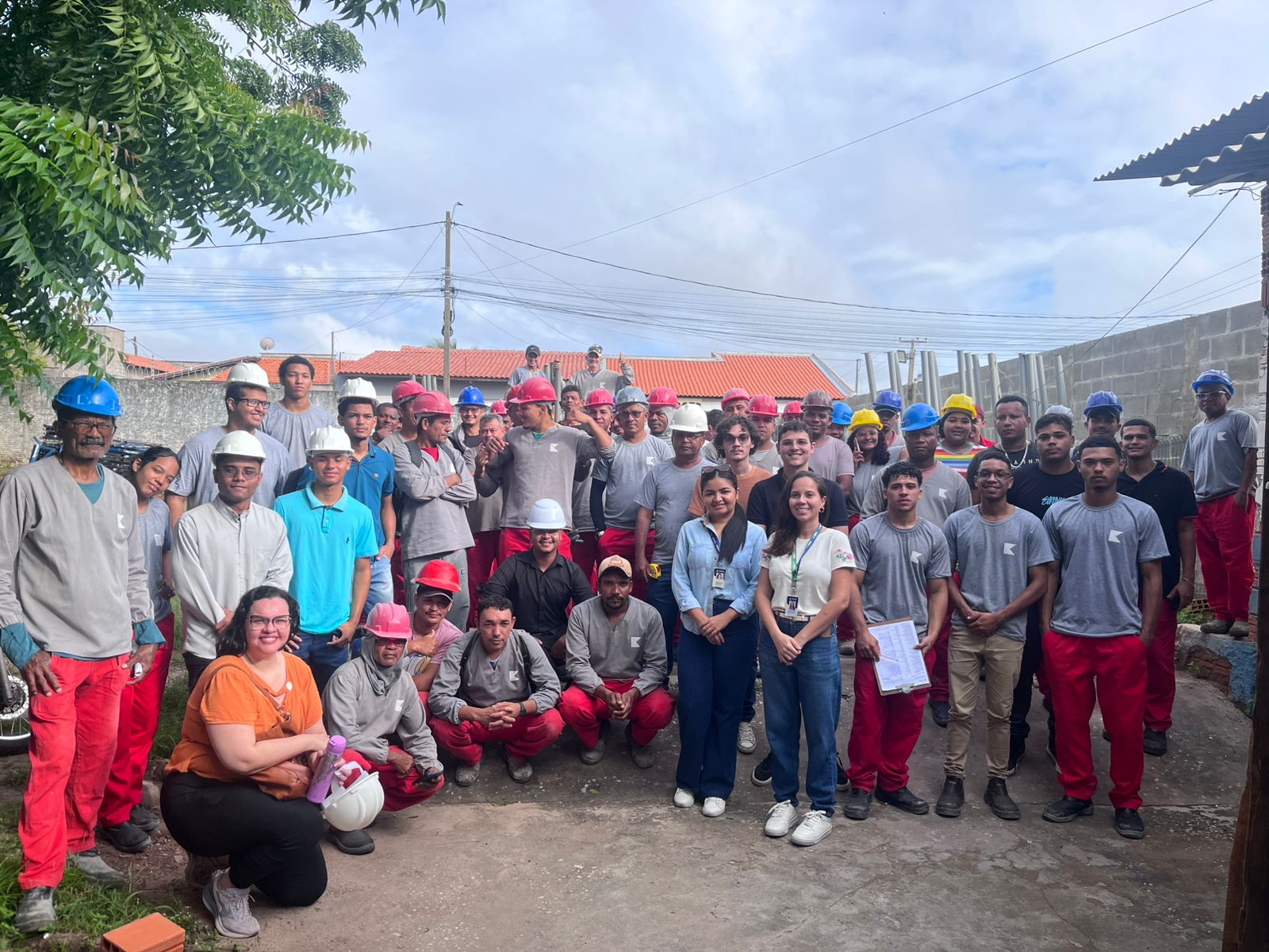 UniFacema promove ação do Abril Verde com foco em segurança do trabalho em canteiro de obras