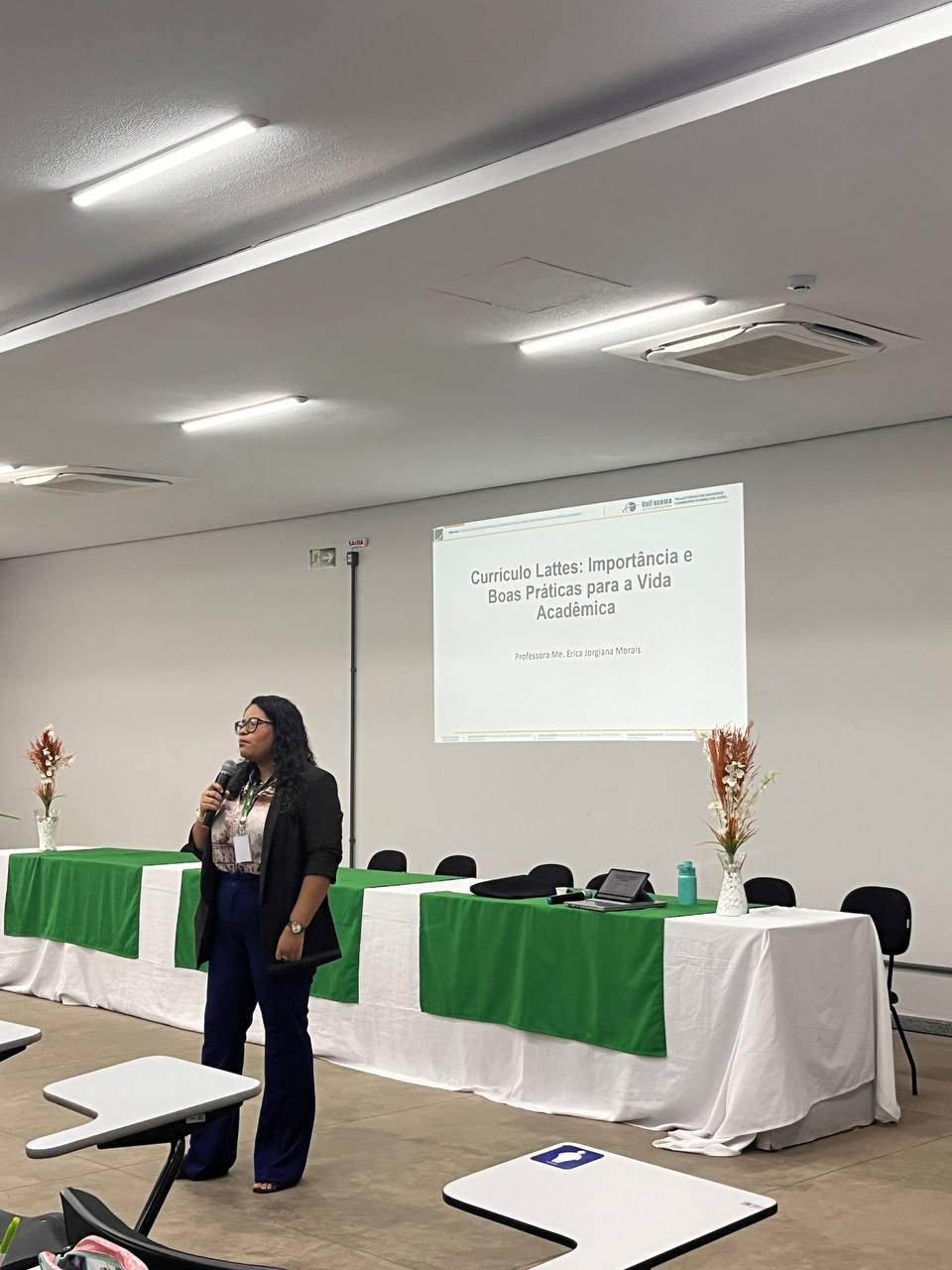 UniFacema promove palestra sobre Currículo Lattes e fortalece preparação acadêmica de estudantes em Presidente Dutra