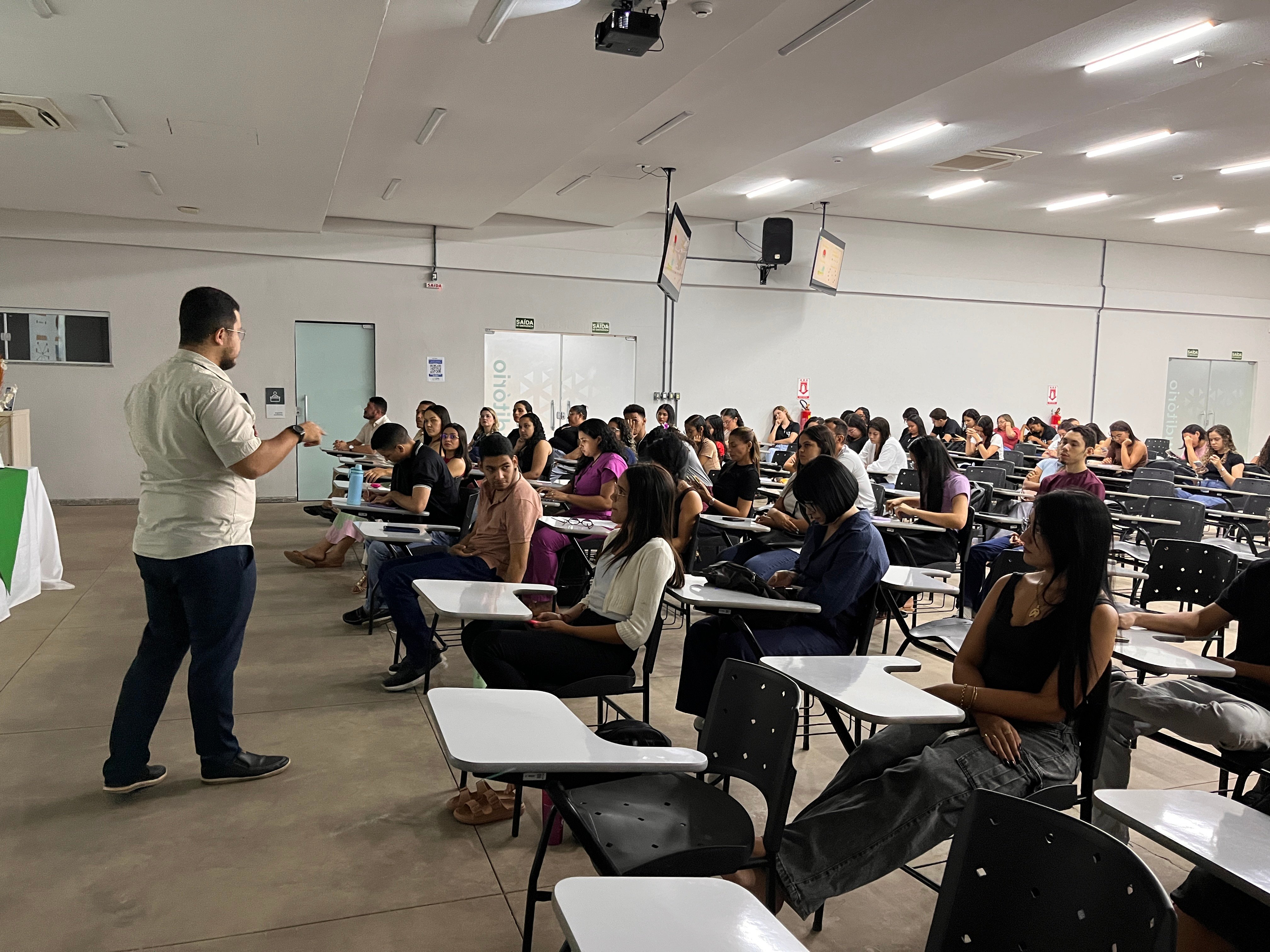 UniFacema promove discussão sobre prevenção do suicídio, luto e reconstrução emocional no Campus Presidente Dutra
