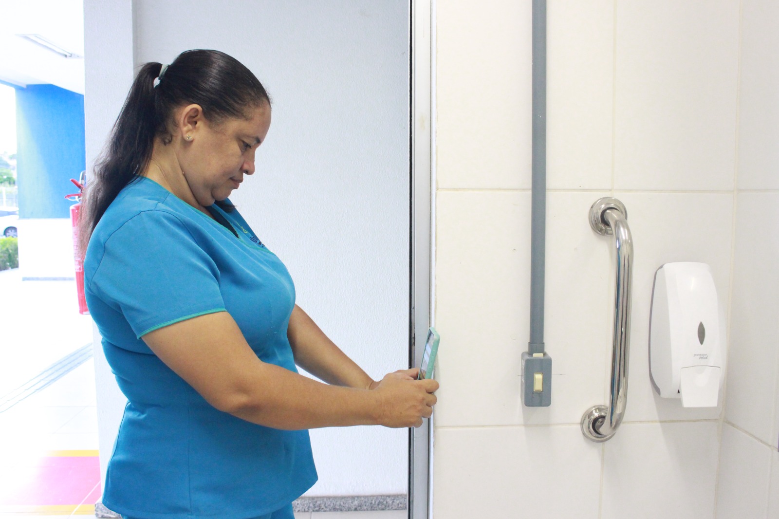 Administração do UniFacema implementa tecnologia com o uso de QR Code para Check List do sistema de manutenção e limpeza do Campus de Caxias