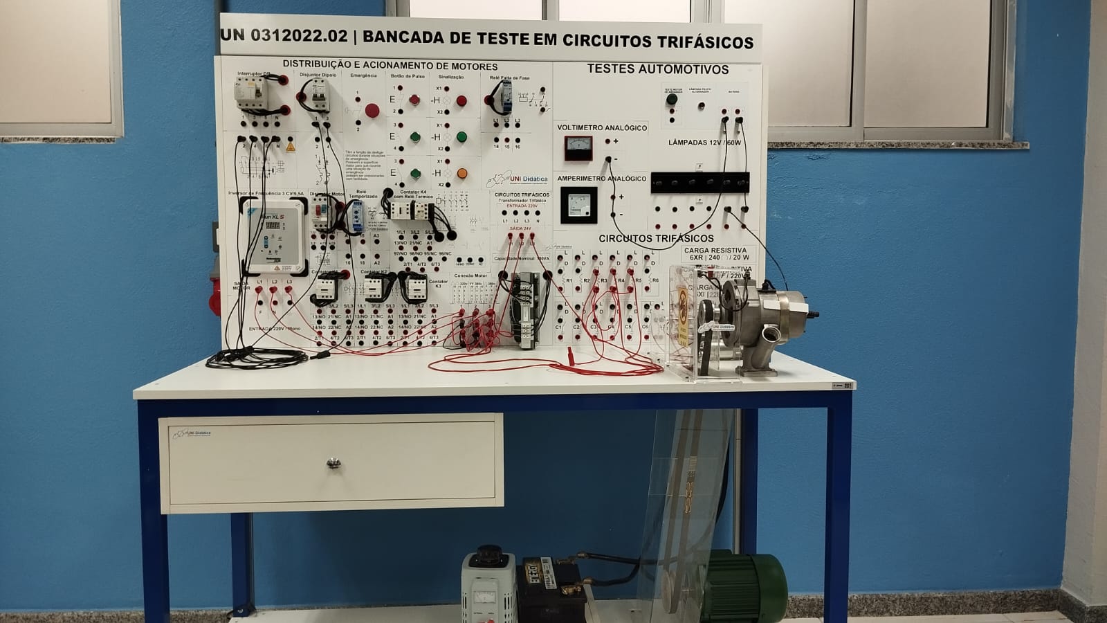 Laboratório do Curso de Engenharia Elétrica do UniFacema ganha Bancadas de Máquinas Rotativas e de Testes em Circuitos Trifásicos